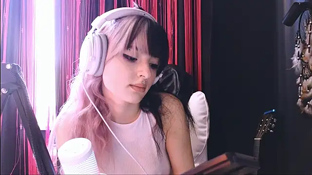 Avi Nile online show from October 25, 2025, 5:17 am