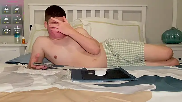 Lorenzo hernandez online show from September 17, 2025, 9:17 pm