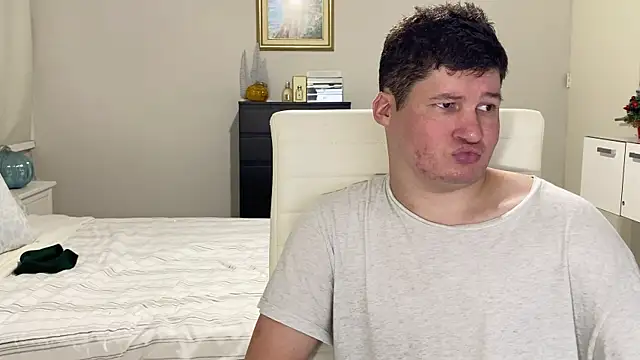 Lorenzo hernandez online show from December 1, 2024, 9:31 pm