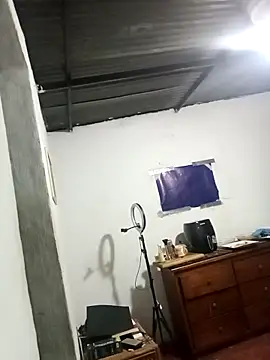 Mrdetonador online show from February 8, 2026, 1:14 am