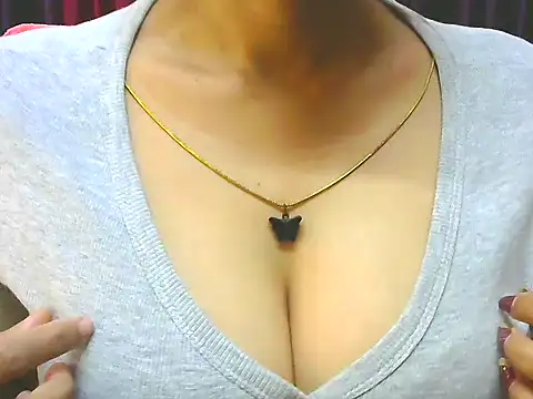 ishmita99 online show from November 8, 2025, 3:10 am