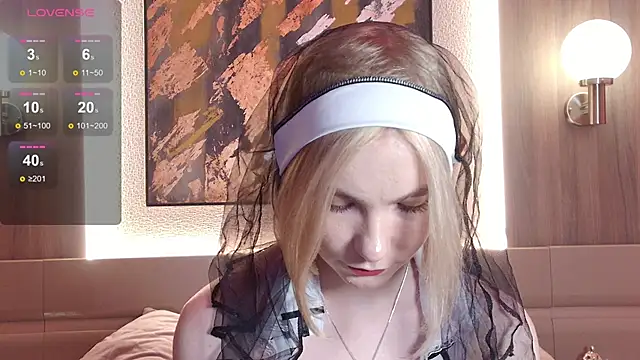 Snapshot of Roxana_perry chatting on March 15, 2025, 11:08 am Roxana perry online show from March 15, 2025, 11:08 am