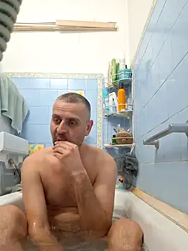 Snapshot of Huncutkuki chatting on February 15, 2025, 6:55 pm Huncutkuki online show from February 15, 2025, 6:55 pm