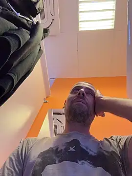 Snapshot of Huncutkuki chatting on November 6, 2025, 5:28 pm Huncutkuki online show from November 6, 2025, 5:28 pm