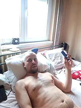 Snapshot of Huncutkuki chatting on February 26, 2025, 4:05 pm Huncutkuki online show from February 26, 2025, 4:05 pm