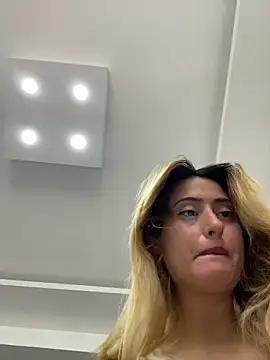 afrodizyak online show from April 8, 2026, 12:06 pm