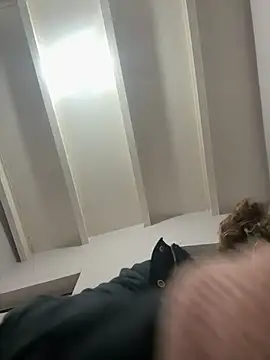 Snapshot of andreinitahg chatting on January 21, 2025, 6:55 pm andreinitahg online show from January 21, 2025, 6:55 pm