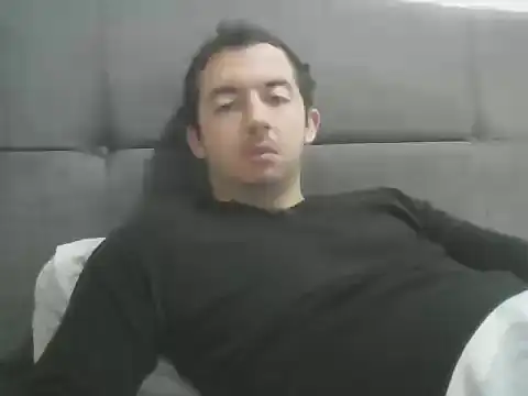 laynufff online show from November 9, 2025, 5:22 am