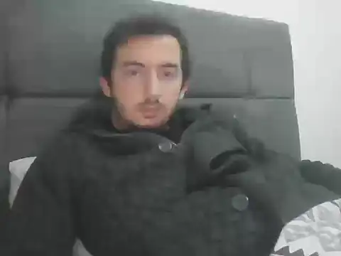 laynufff online show from November 29, 2025, 5:57 pm