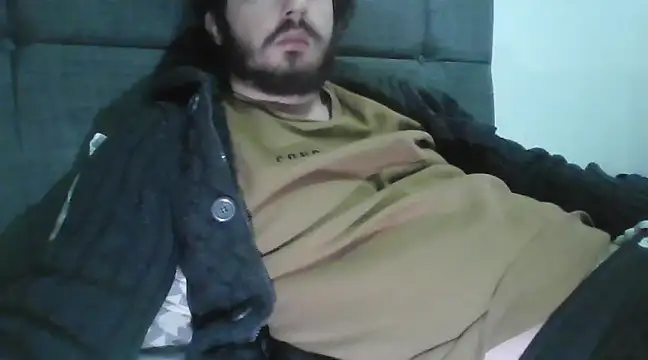 laynufff online show from March 21, 2025, 8:18 pm