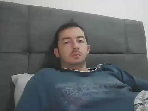 laynufff online show from December 16, 2025, 5:22 am