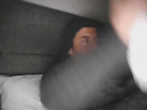 laynufff online show from December 13, 2025, 8:04 pm