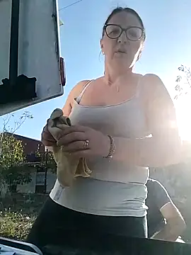 Snapshot of cuplubijoanna chatting on October 17, 2025, 3:58 pm cuplubijoanna online show from October 17, 2025, 3:58 pm