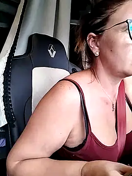 Snapshot of cuplubijoanna chatting on October 16, 2025, 12:35 pm cuplubijoanna online show from October 16, 2025, 12:35 pm