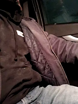 1BeautyN1Beast online show from February 19, 2025, 11:06 am