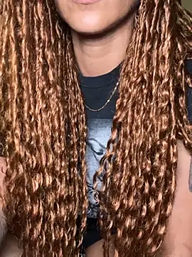 Shuggabutt online show from April 17, 2026, 7:17 pm