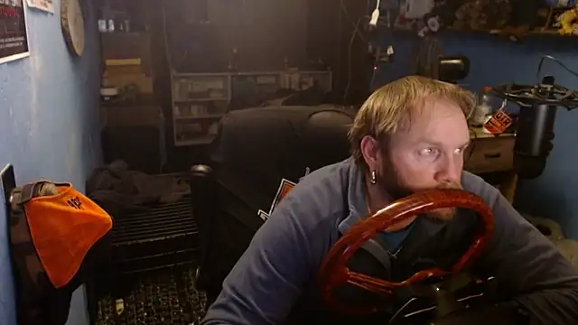 long thinmint86 online show from February 27, 2025, 1:17 pm