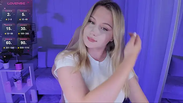Honey blonde online show from July 29, 2026, 9:36 pm