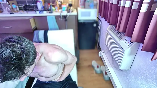 Snapshot of savageconfidence chatting on October 31, 2025, 8:00 am savageconfidence online show from October 31, 2025, 8:00 am