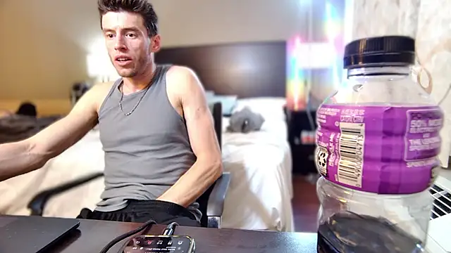 Snapshot of savageconfidence chatting on November 17, 2025, 1:42 am savageconfidence online show from November 17, 2025, 1:42 am