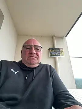 biggandybig online show from April 11, 2026, 6:54 am