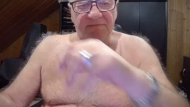 biggandybig online show from November 26, 2025, 10:43 pm