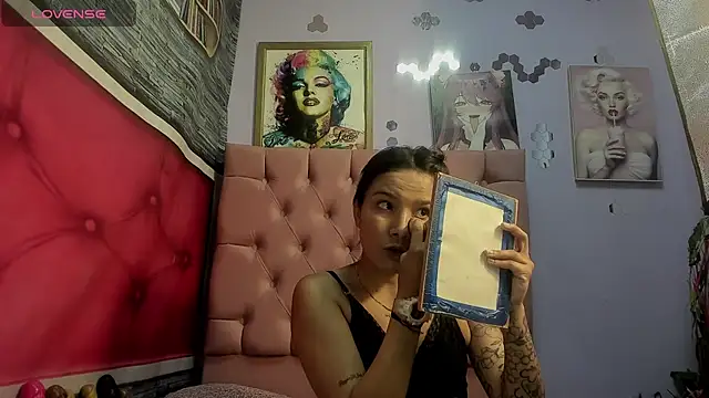 Yaumiko online show from September 16, 2025, 11:33 am