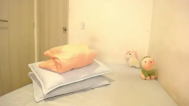 Snapshot of Megan_mancini chatting on March 20, 2025, 5:04 pm Megan mancini online show from March 20, 2025, 5:04 pm