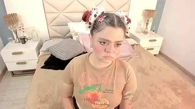 Snapshot of Twwiiggy chatting on January 8, 2026, 8:04 pm Twwiiggy online show from January 8, 2026, 8:04 pm