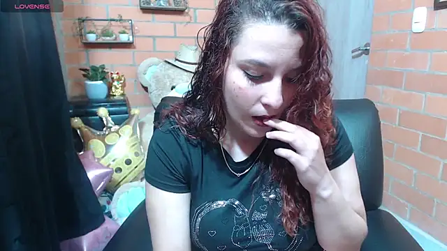 alexia 87 online show from September 30, 2025, 12:05 am