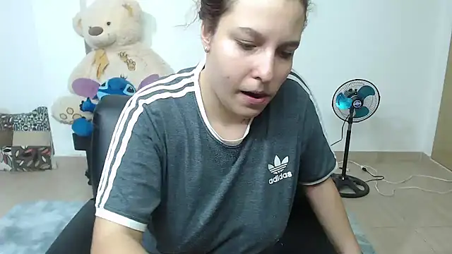 alexia 87 online show from March 8, 2025, 12:00 am