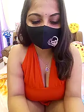 Snapshot of Divya_girl chatting on April 24, 2026, 7:21 am Divya girl online show from April 24, 2026, 7:21 am
