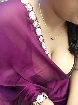 Snapshot of Divya_girl chatting on July 8, 2026, 1:08 am Divya girl online show from July 8, 2026, 1:08 am