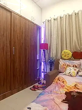 Snapshot of Divya_girl chatting on July 14, 2026, 4:46 pm Divya girl online show from July 14, 2026, 4:46 pm