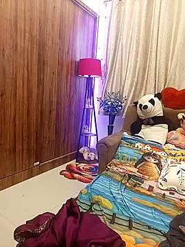 Snapshot of Divya_girl chatting on June 22, 2026, 10:01 am Divya girl online show from June 22, 2026, 10:01 am