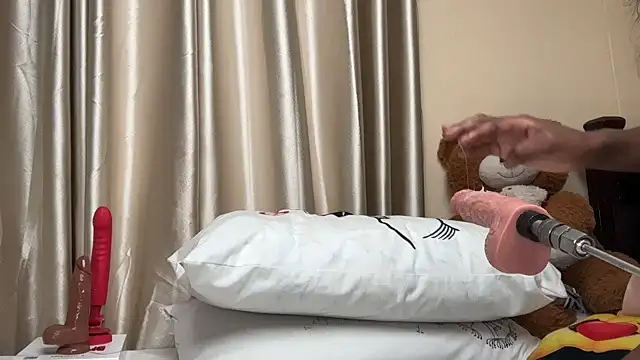 SexyAudreyFuck online show from November 7, 2025, 1:43 am