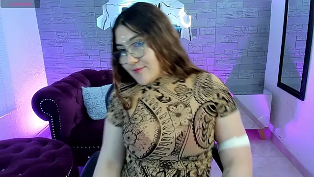 Snapshot of conniejames_m chatting on October 31, 2025, 12:46 pm conniejames m online show from October 31, 2025, 12:46 pm