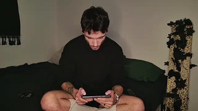 JackDesFeux online show from November 14, 2025, 7:23 am