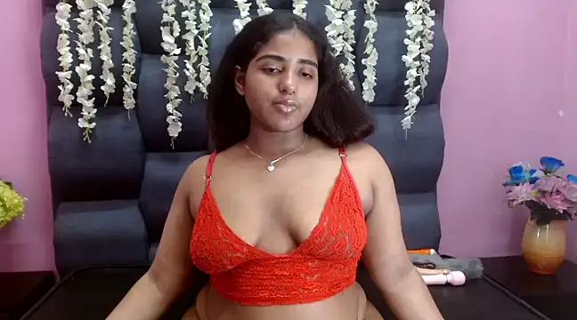 Snapshot of Sofia_Hernandez_ chatting on March 1, 2025, 8:45 am Sofia Hernandez online show from March 1, 2025, 8:45 am