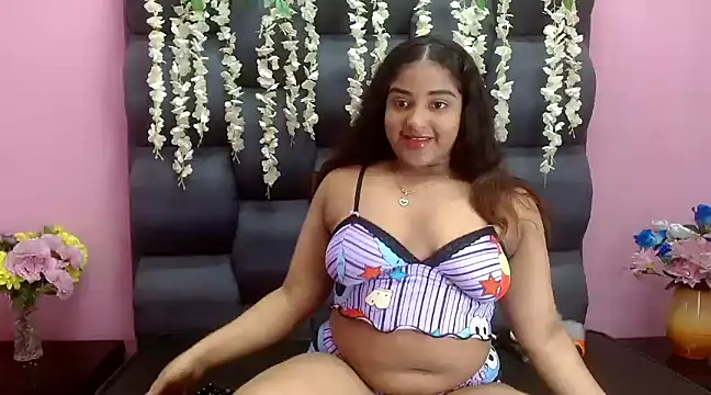 Snapshot of Sofia_Hernandez_ chatting on March 4, 2025, 2:49 am Sofia Hernandez online show from March 4, 2025, 2:49 am