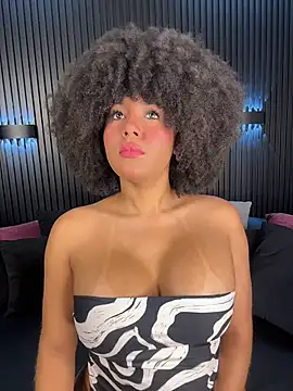 Snapshot of kendall_coxx chatting on February 27, 2026, 11:32 am kendall coxx online show from February 27, 2026, 11:32 am