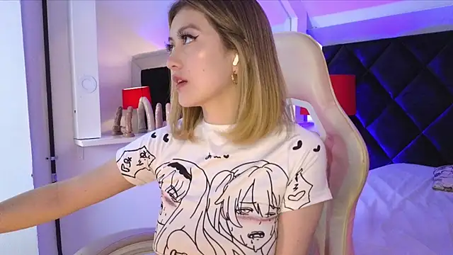 Angela Torres  online show from February 28, 2026, 6:07 pm