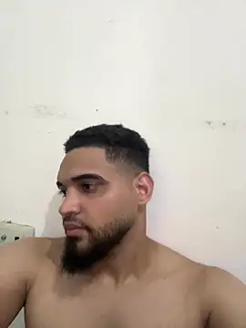 Snapshot of luismanuel_1998 chatting on May 4, 2026, 9:06 pm luismanuel 1998 online show from May 4, 2026, 9:06 pm