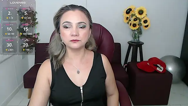 ana milf online show from April 14, 2026, 12:32 pm