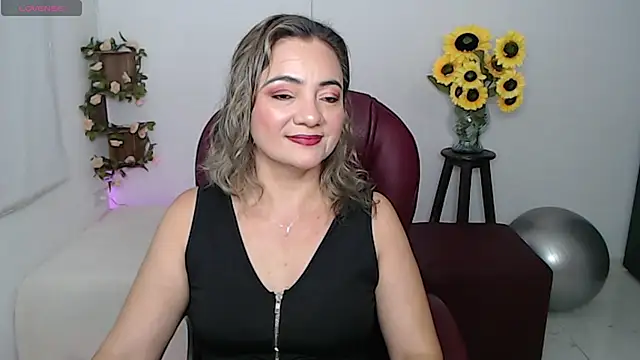 ana milf online show from March 12, 2026, 12:42 pm