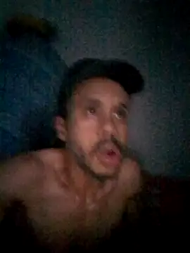 Snapshot of funguybr36 chatting on October 24, 2025, 10:09 pm funguybr36 online show from October 24, 2025, 10:09 pm