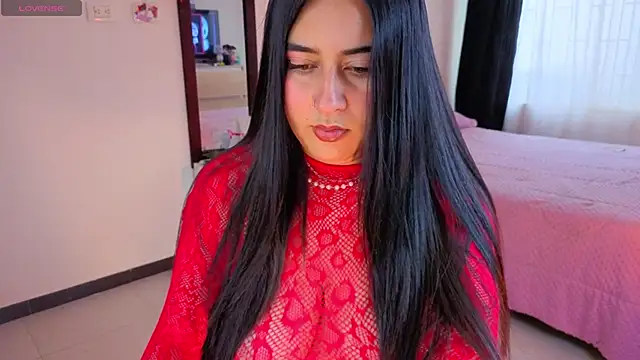 Snapshot of serenna_se chatting on May 20, 2026, 8:50 pm serenna se online show from May 20, 2026, 8:50 pm