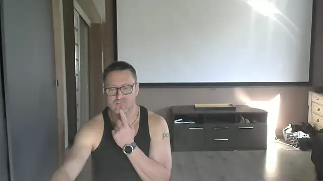 Snapshot of HarrySnake chatting on September 30, 2025, 10:32 am HarrySnake online show from September 30, 2025, 10:32 am