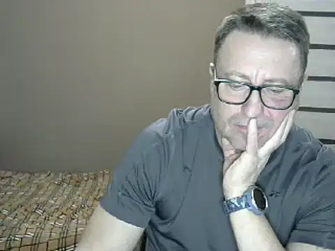 Snapshot of HarrySnake chatting on December 18, 2024, 5:21 pm HarrySnake online show from December 18, 2024, 5:21 pm