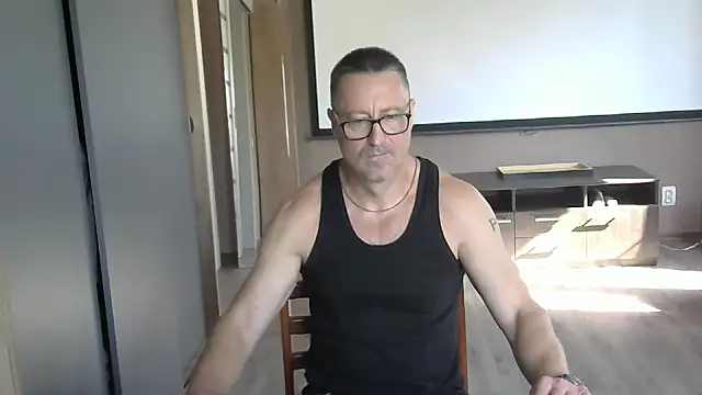 Snapshot of HarrySnake chatting on September 10, 2025, 8:24 am HarrySnake online show from September 10, 2025, 8:24 am